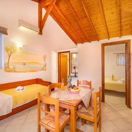Cavo Gallo Finikounta Exterior photo